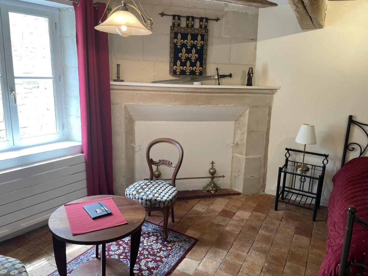 Le Colombier Apartment Le Coudray-Macouard Bagian luar foto